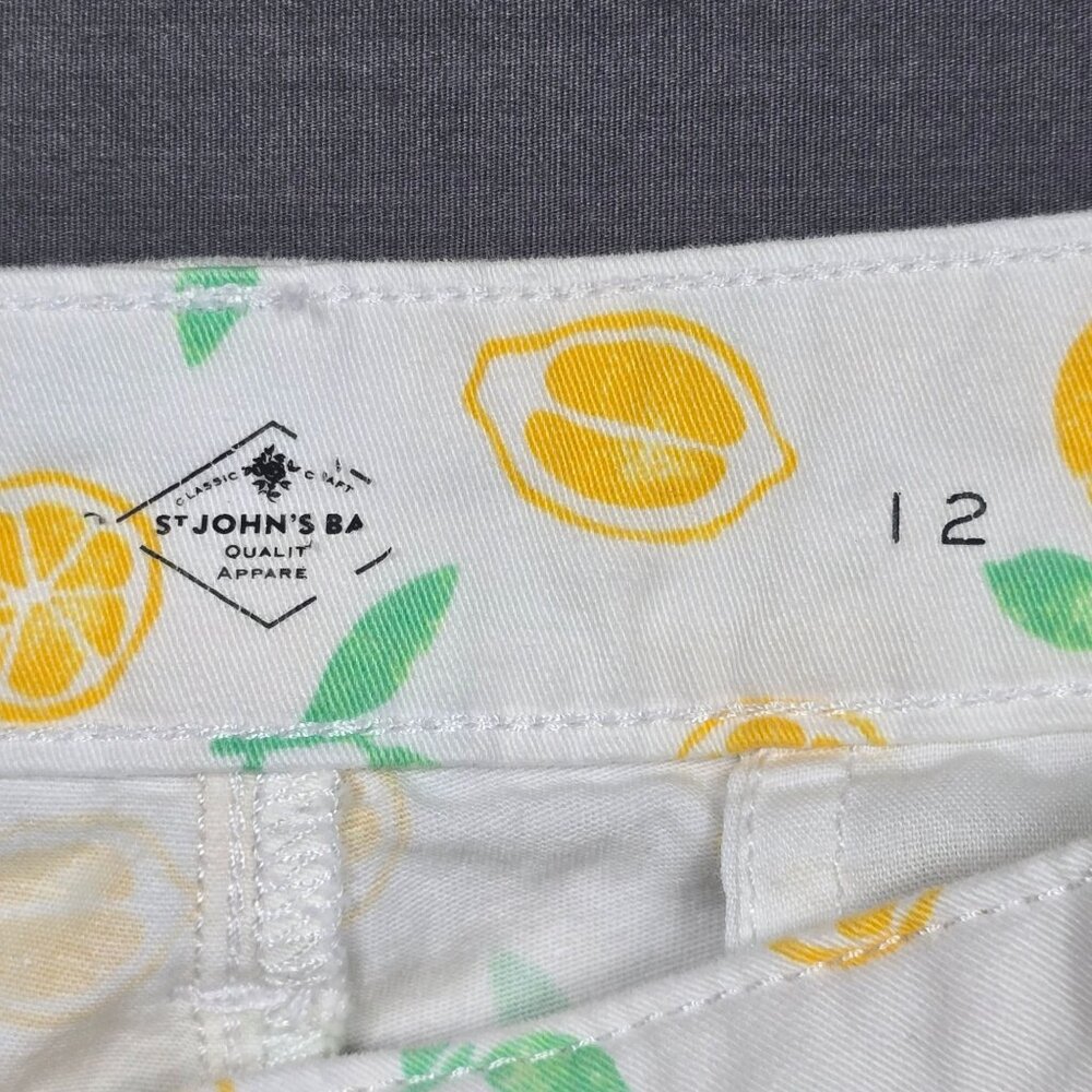 St Johns Bay Lemon Print 5" Cotton Stretch Shorts Size 12 - Picture 2 of 5